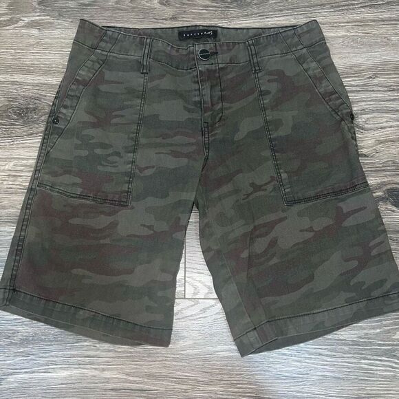 Sanctuary Women's Size 25 Camo Camouflage Bermuda Shorts - Picture 1 of 5